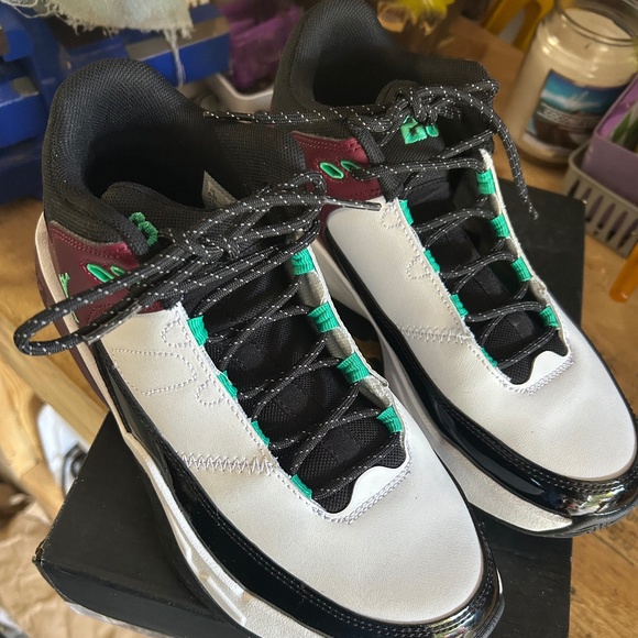 Jordan Max Aura 3 (GS) Size 6.5Y/7.5W Multicolor with Original Box - Picture 1 of 5